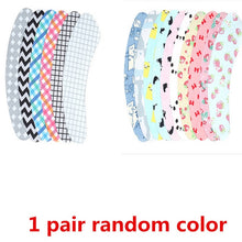 Load image into Gallery viewer, 2pcs/lot Portable Toilet Seat Cover Warm Soft Non-woven Fabrics Bathroom Closestool Seat Cover Home Decoration Toilet Lid Pad